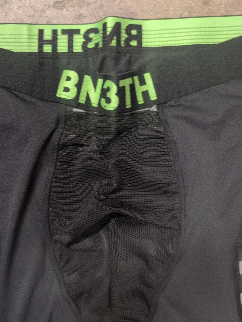 BN3TH Men’s Black with Green Waistband Slider Jock Covert Camo Underwear Size L - Picture 3 of 5